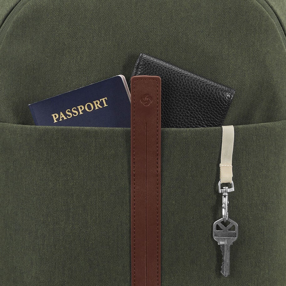 Virtuosa Backpack in the color Pine Green. image number 6